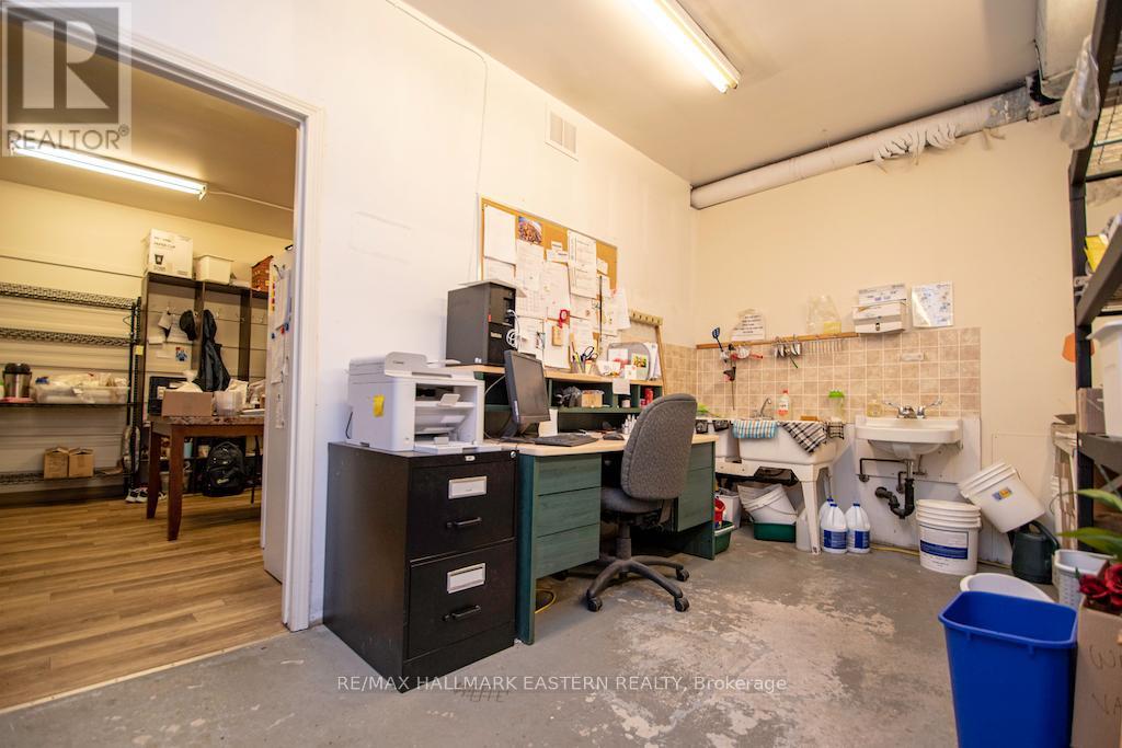 904 Water Street, Peterborough (Northcrest Ward 5), Ontario  K9H 3P3 - Photo 19 - X12582310