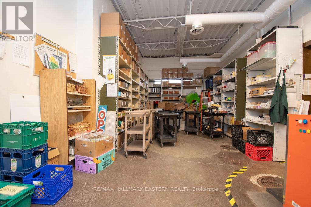 904 Water Street, Peterborough (Northcrest Ward 5), Ontario  K9H 3P3 - Photo 25 - X12582310