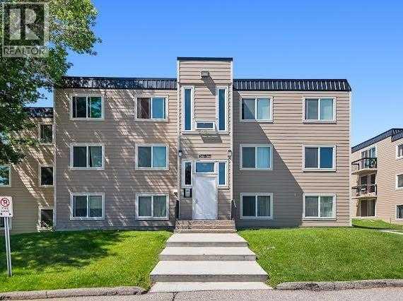 211, 315 Heritage Drive Se, Calgary, Alberta  T2H 1N2 - Photo 2 - A2268265