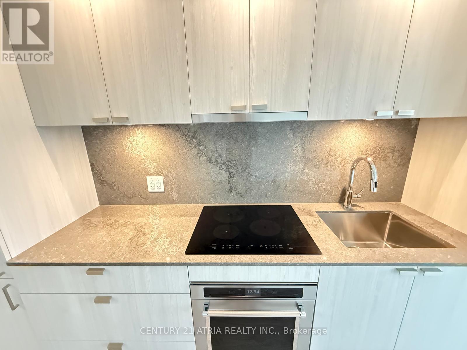 625 - 259 The Kingsway, Toronto, Ontario  M9A 0G2 - Photo 6 - W12581978