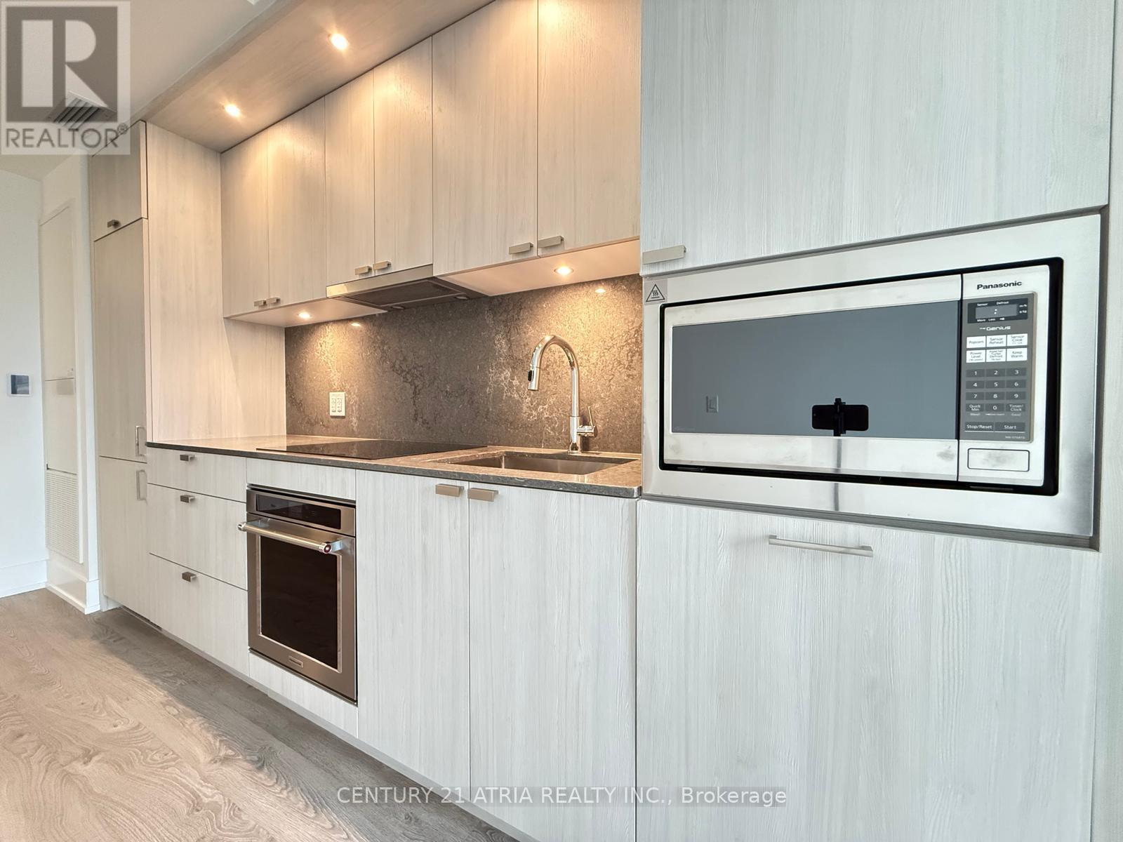 625 - 259 The Kingsway, Toronto, Ontario  M9A 0G2 - Photo 7 - W12581978