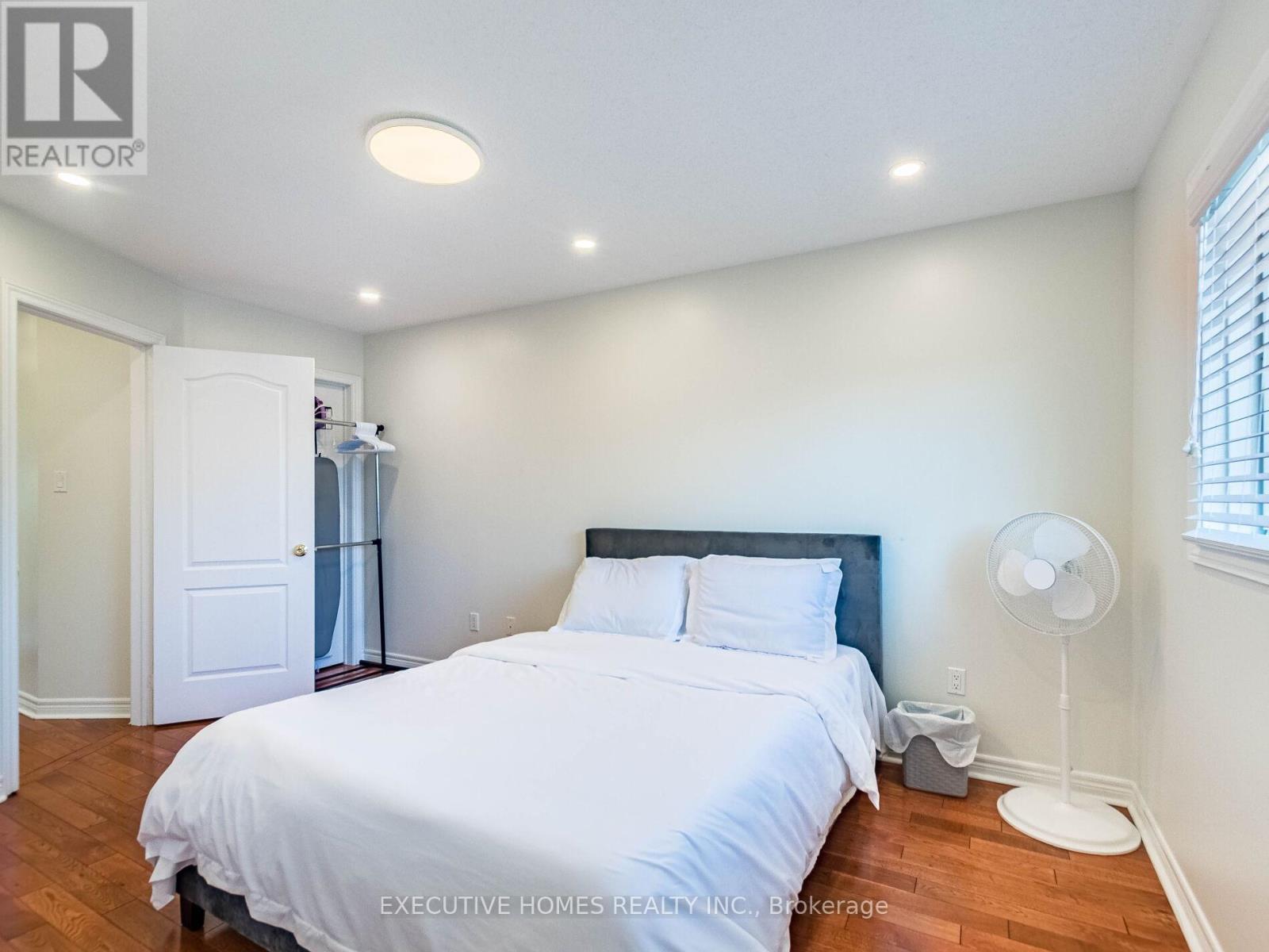 5321 Red Brush Drive, Mississauga, Ontario  L4Z 3Z5 - Photo 25 - W12582024