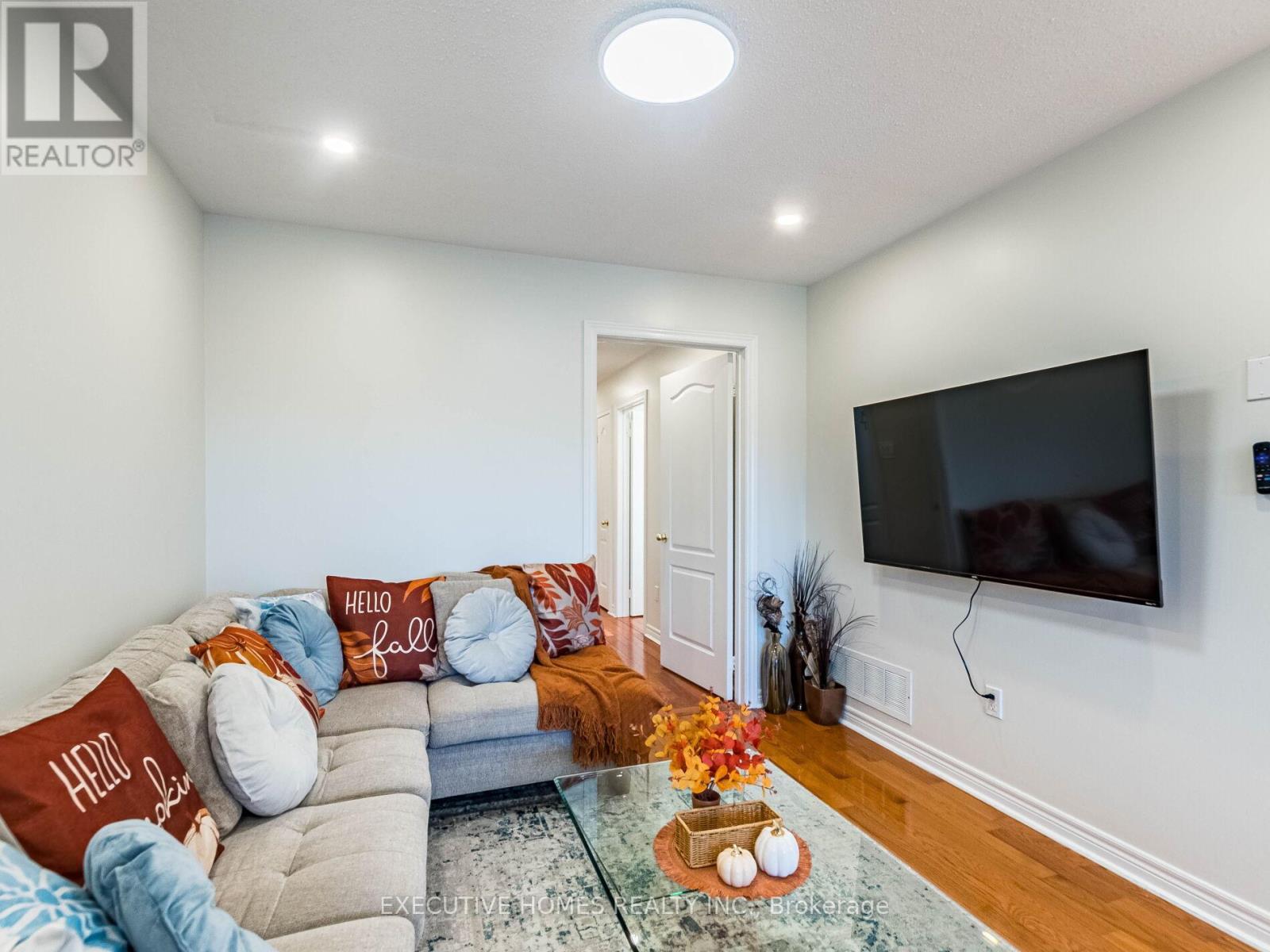 5321 Red Brush Drive, Mississauga, Ontario  L4Z 3Z5 - Photo 8 - W12582024