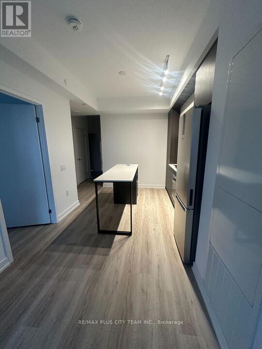 2506 - 395 Square One Drive, Mississauga, Ontario  L5B 0P6 - Photo 3 - W12582040