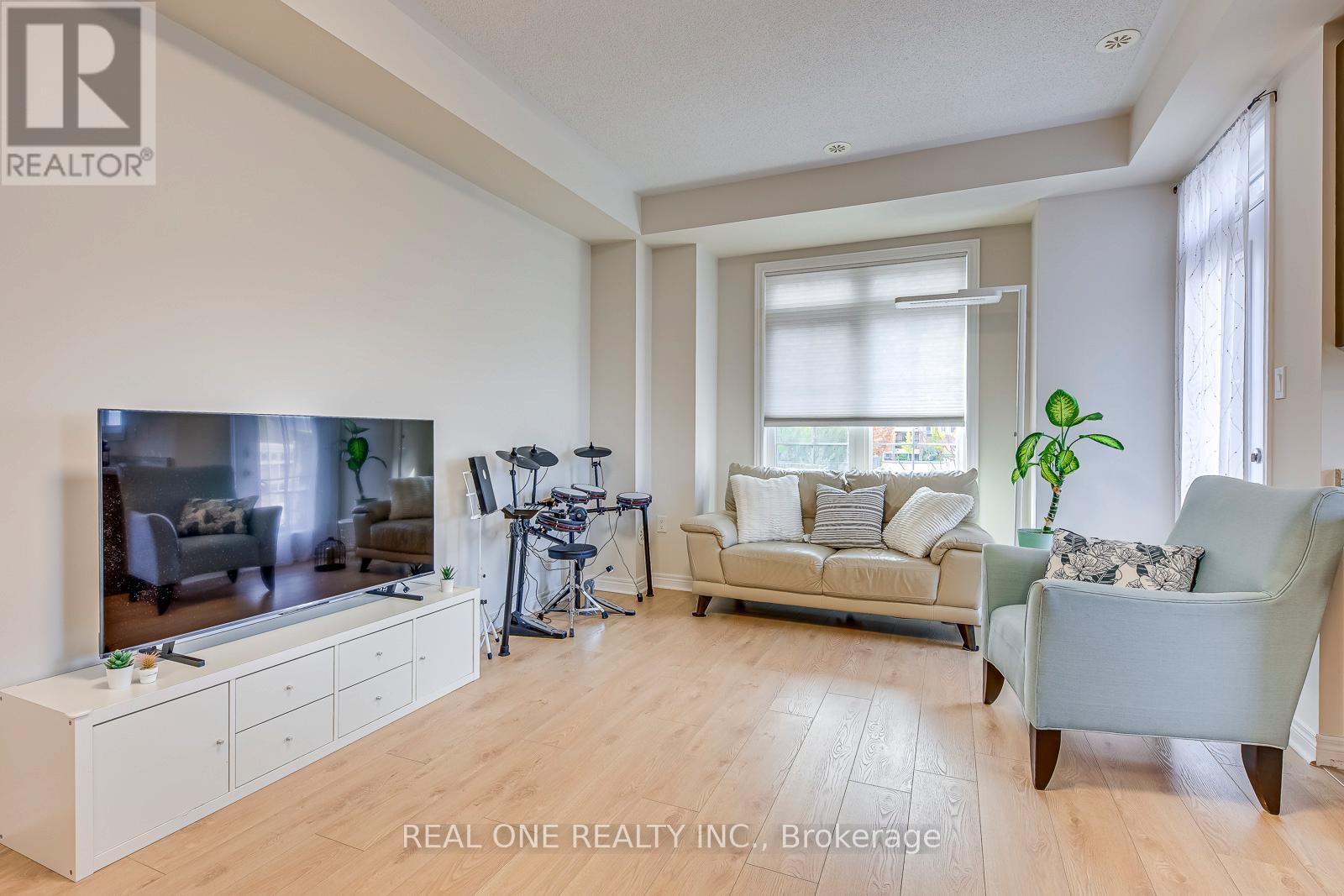 75 - 2435 Greenwich Drive, Oakville, Ontario  L6M 0S4 - Photo 13 - W12582054