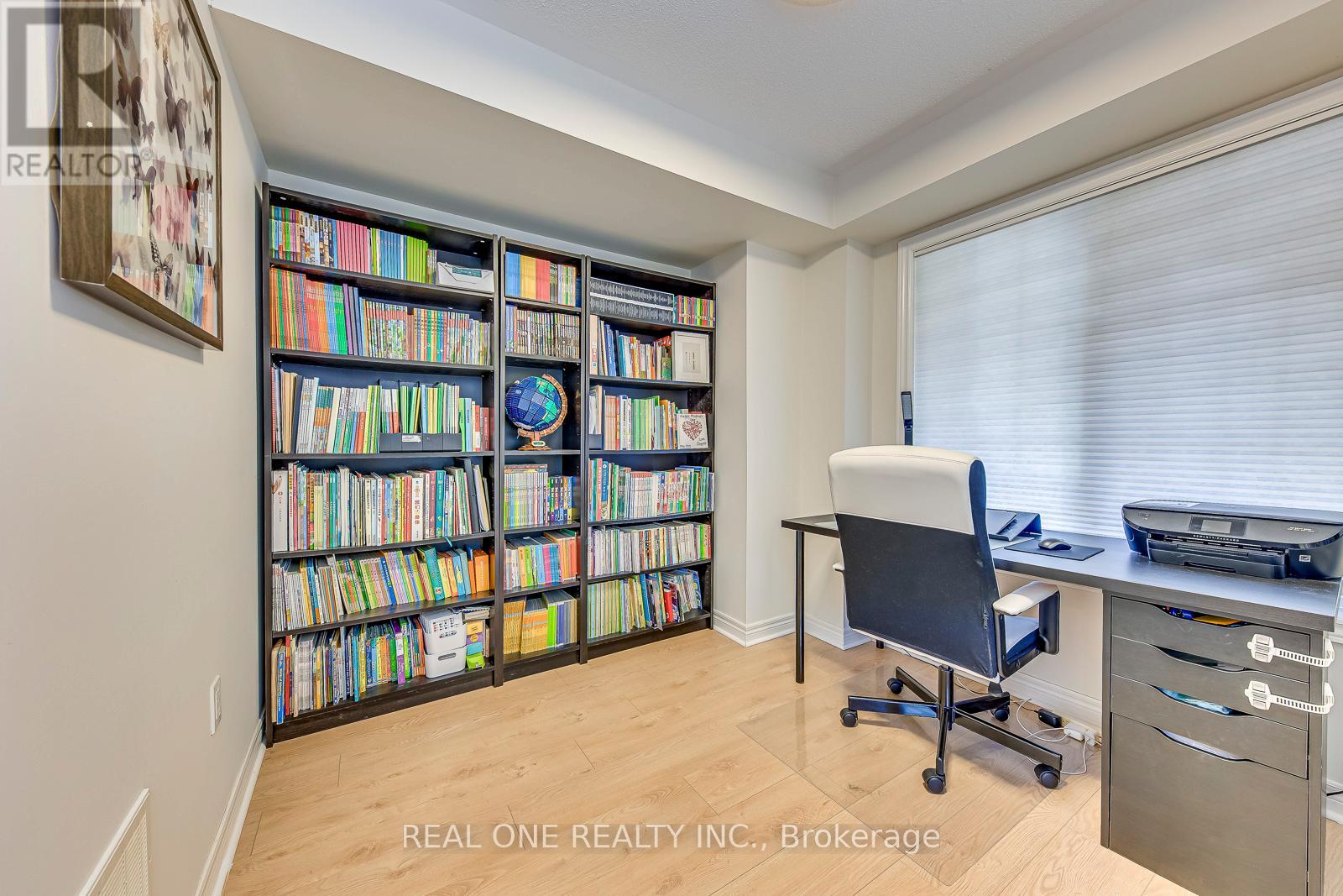 75 - 2435 Greenwich Drive, Oakville, Ontario  L6M 0S4 - Photo 7 - W12582054