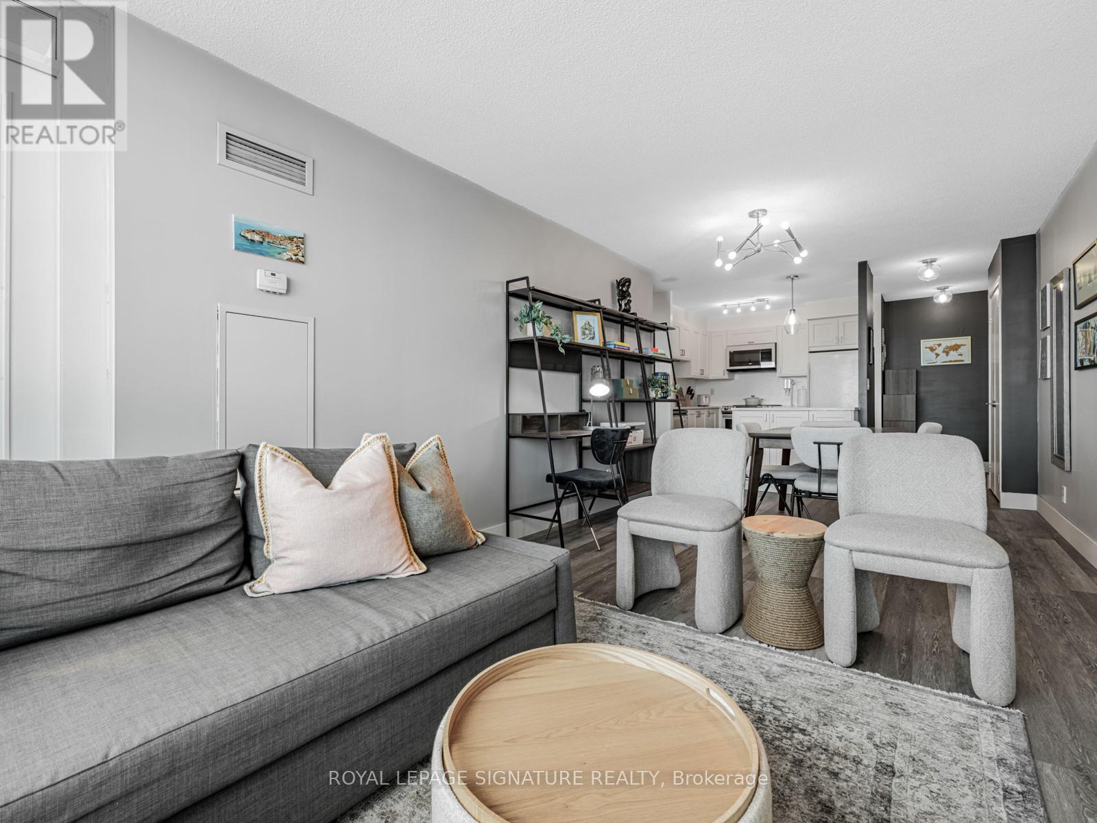 1817 - 185 Legion Road N, Toronto, Ontario  M8Y 0A1 - Photo 13 - W12582188