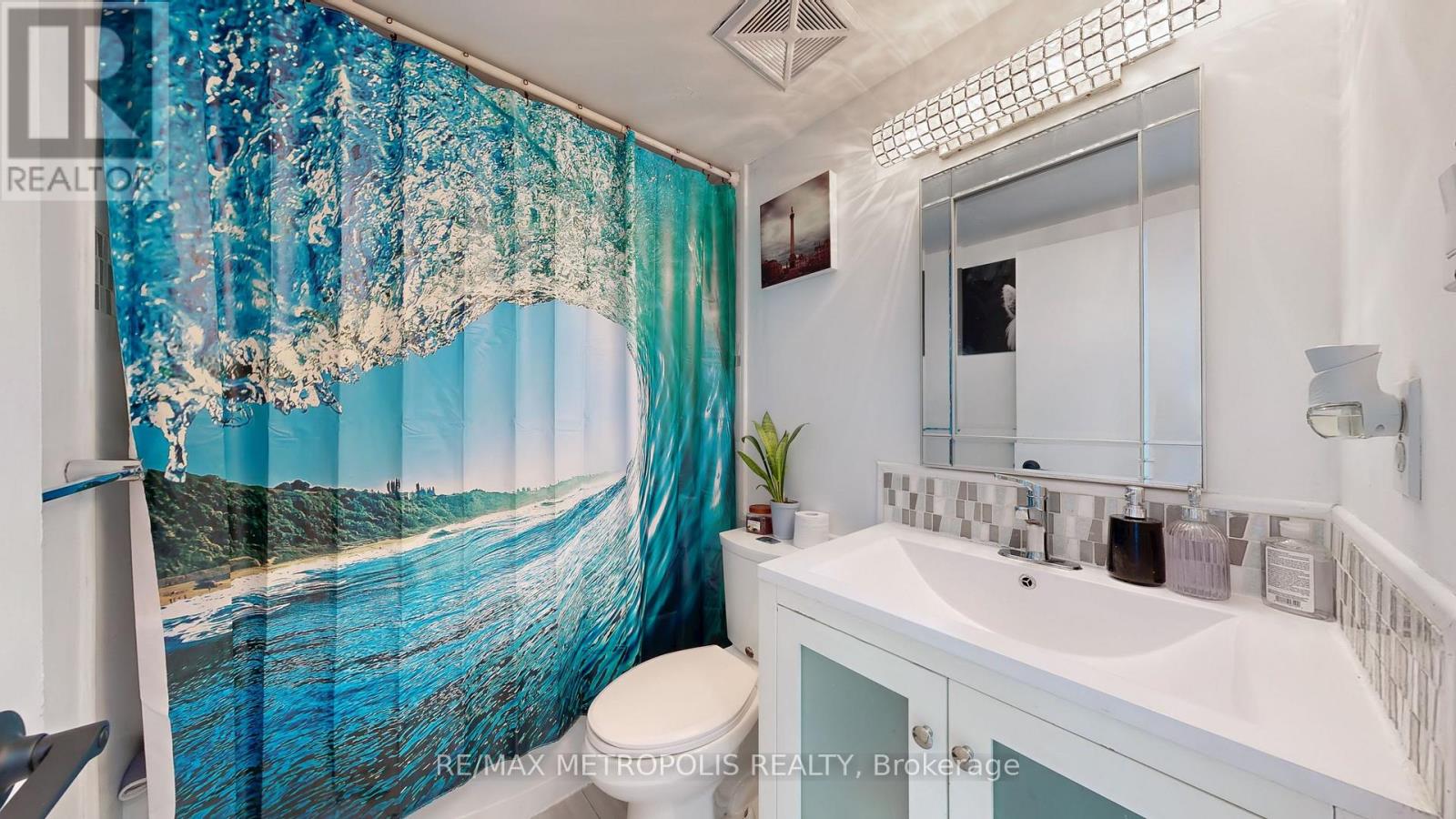 713 - 10 Martha Eaton Way, Toronto, Ontario  M6M 5B3 - Photo 20 - W12582194