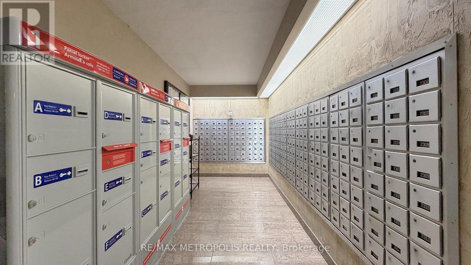 713 - 10 Martha Eaton Way, Toronto, Ontario  M6M 5B3 - Photo 30 - W12582194