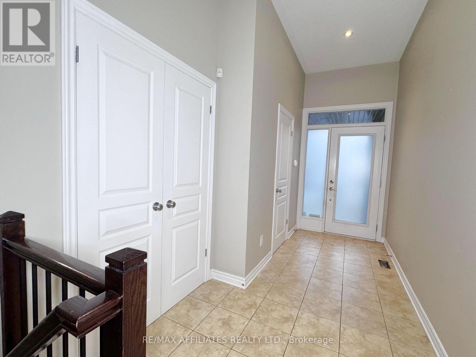 232 Cooks Mill Crescent, Ottawa, Ontario  K1V 2N1 - Photo 5 - X12582222