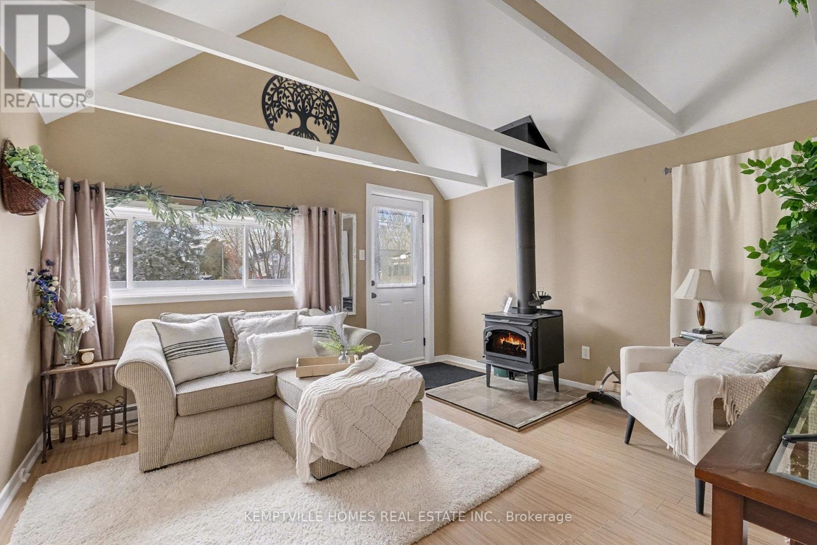 415 Barnes Street, North Grenville, Ontario  K0G 1J0 - Photo 5 - X12582276