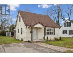 429 CLAYTON STREET, North Perth, Ontario