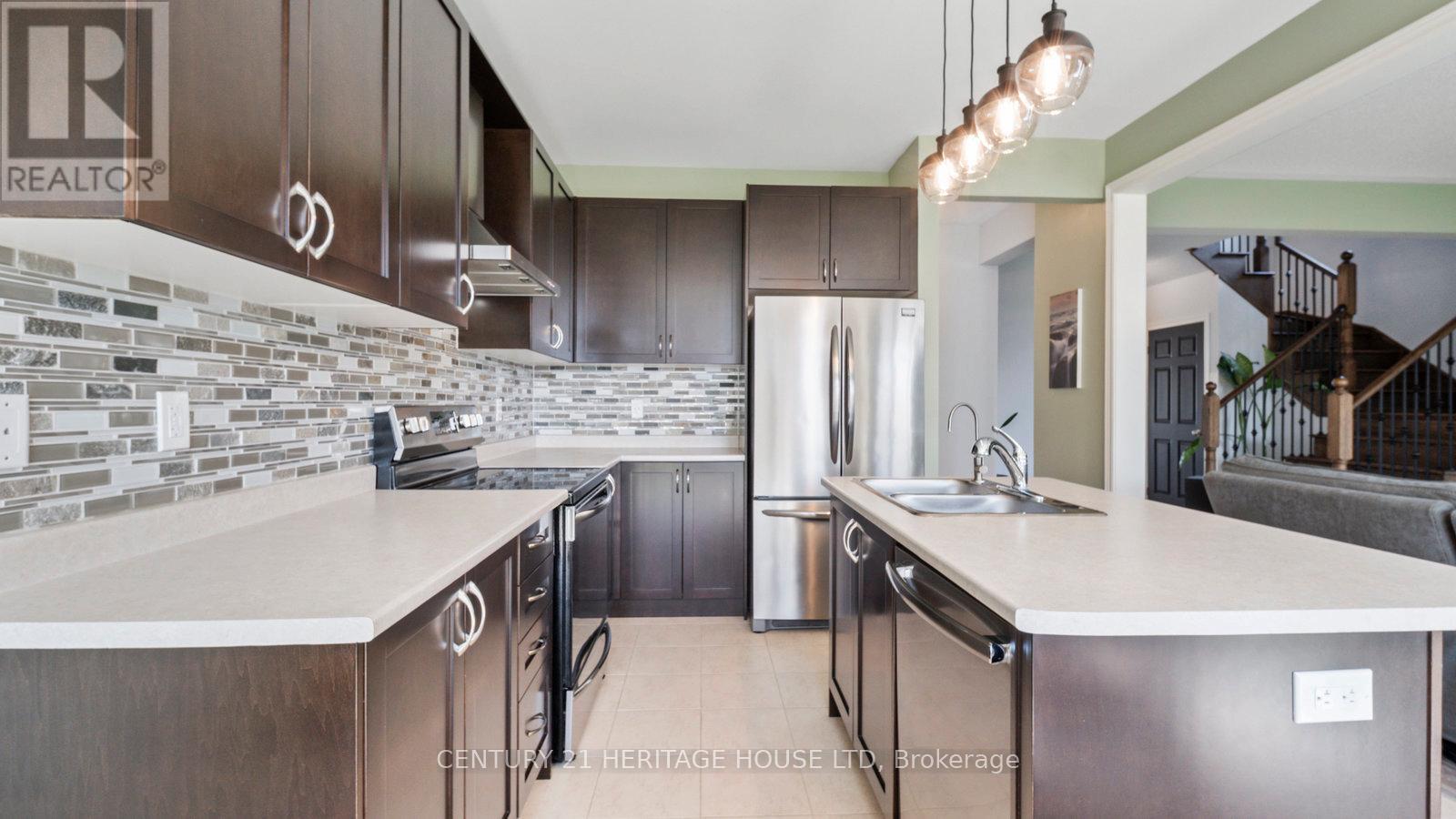 119 Barlow Place, Brant, Ontario  N3L 0G8 - Photo 10 - X12582086