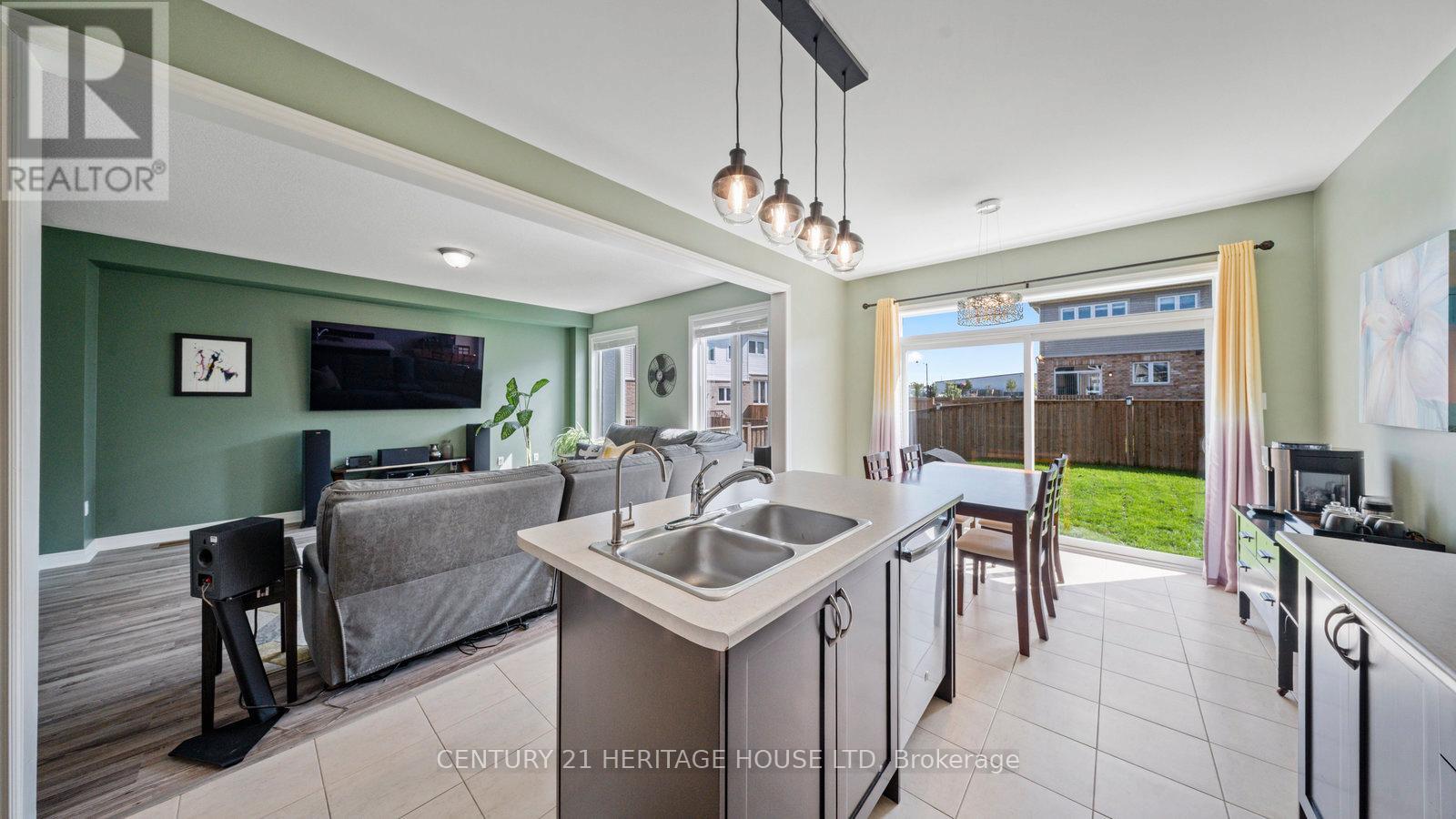 119 Barlow Place, Brant, Ontario  N3L 0G8 - Photo 11 - X12582086