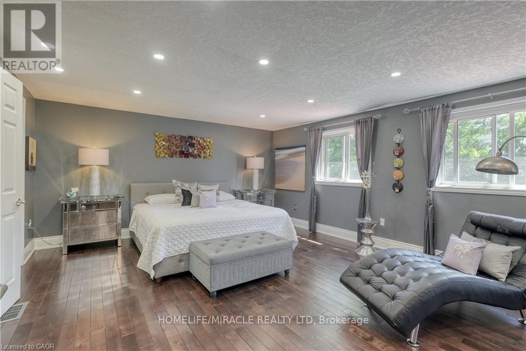 39 Endeavour Drive, Cambridge, Ontario  N3C 4C4 - Photo 12 - X12582140