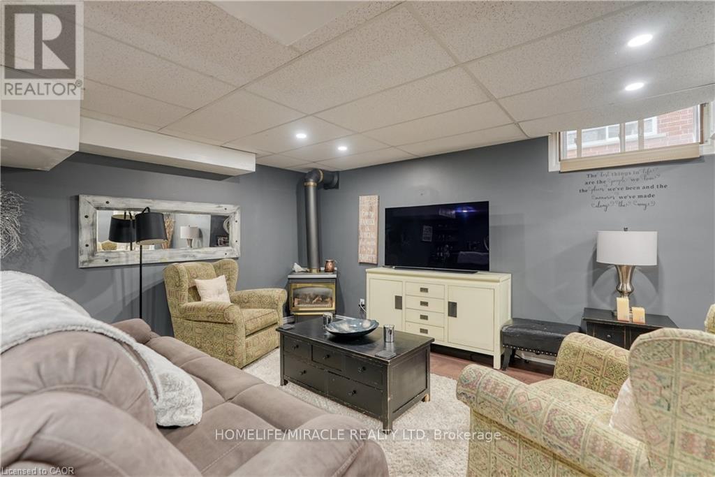 39 Endeavour Drive, Cambridge, Ontario  N3C 4C4 - Photo 20 - X12582140