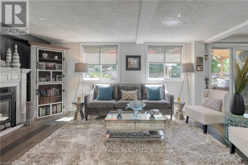 39 Endeavour Drive, Cambridge, Ontario  N3C 4C4 - Photo 5 - X12582140