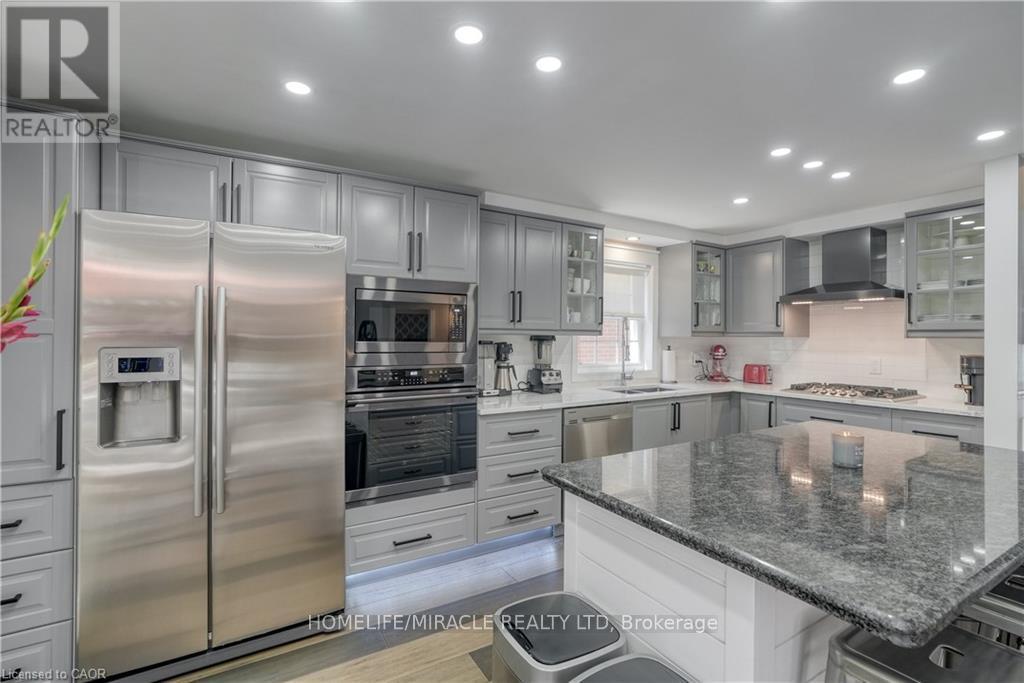 39 Endeavour Drive, Cambridge, Ontario  N3C 4C4 - Photo 8 - X12582140