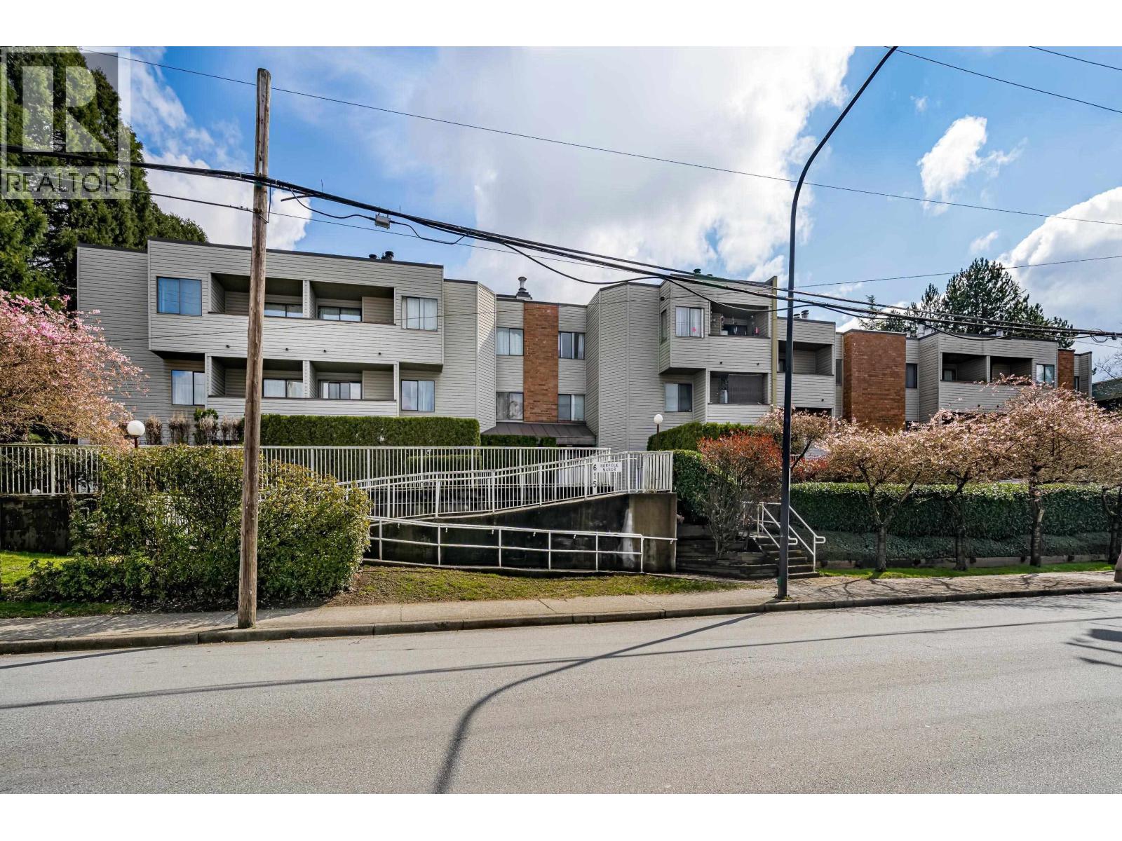 311 615 North Road, Coquitlam, British Columbia V3J 1P1 - Photo 1 - R3052704