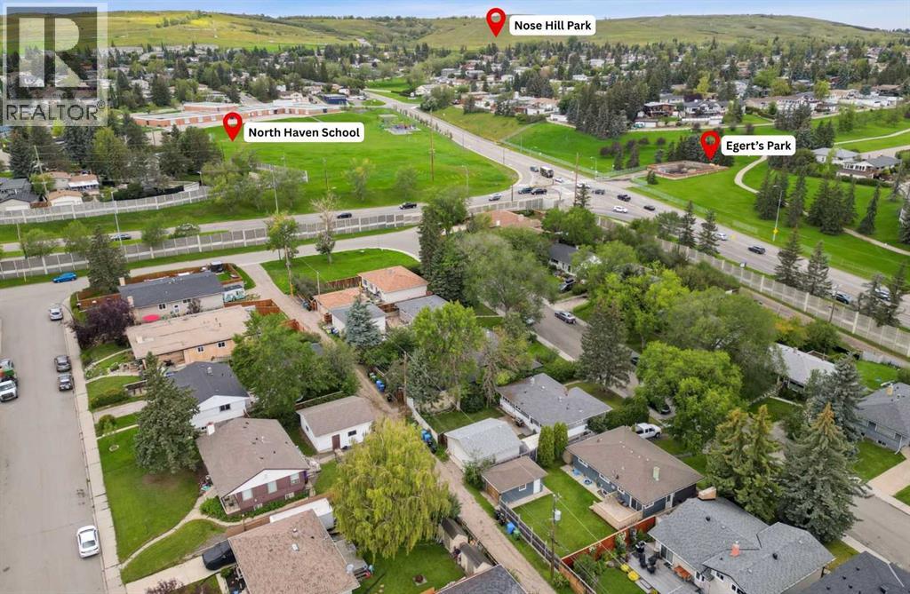 439 Hendon Drive Nw, Calgary, Alberta  T2K 2A1 - Photo 4 - A2266089