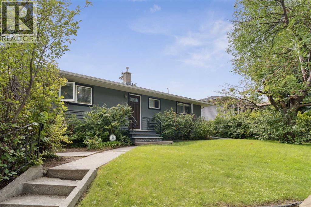 439 Hendon Drive Nw, Calgary, Alberta  T2K 2A1 - Photo 7 - A2266089