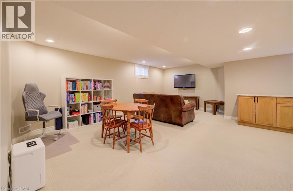 194 Brookmead Street, Elmira, Ontario  N3B 3N8 - Photo 37 - 40789875