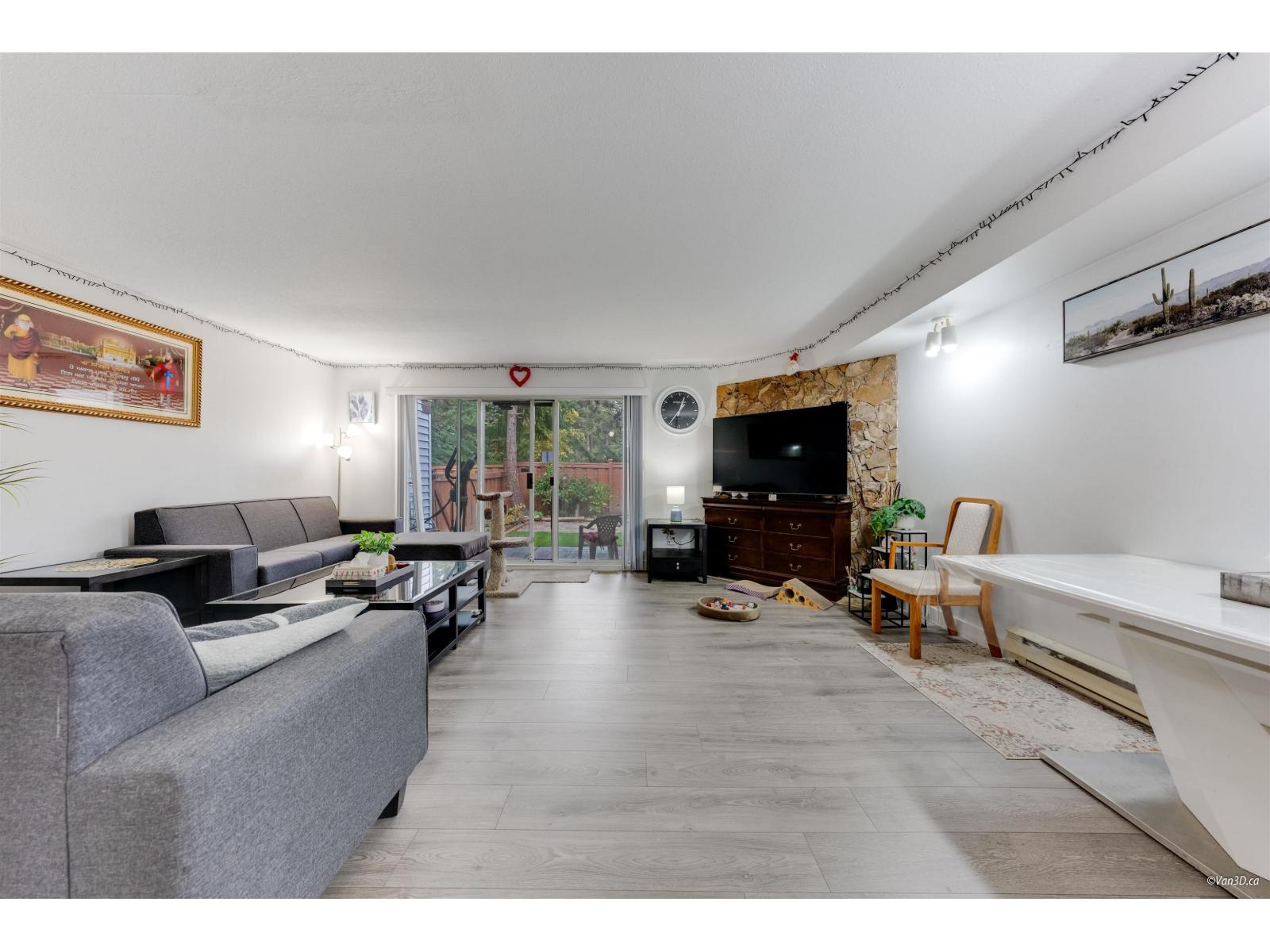 10 7540 138 Street, Surrey, British Columbia  V3W 9M5 - Photo 1 - R3069831