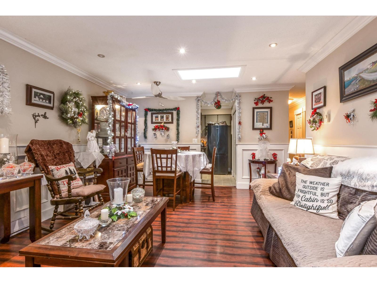 8037 139a Street, Surrey, British Columbia  V3W 6P9 - Photo 3 - R3070058