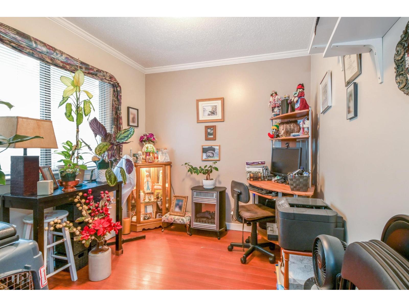 8037 139a Street, Surrey, British Columbia  V3W 6P9 - Photo 10 - R3070058