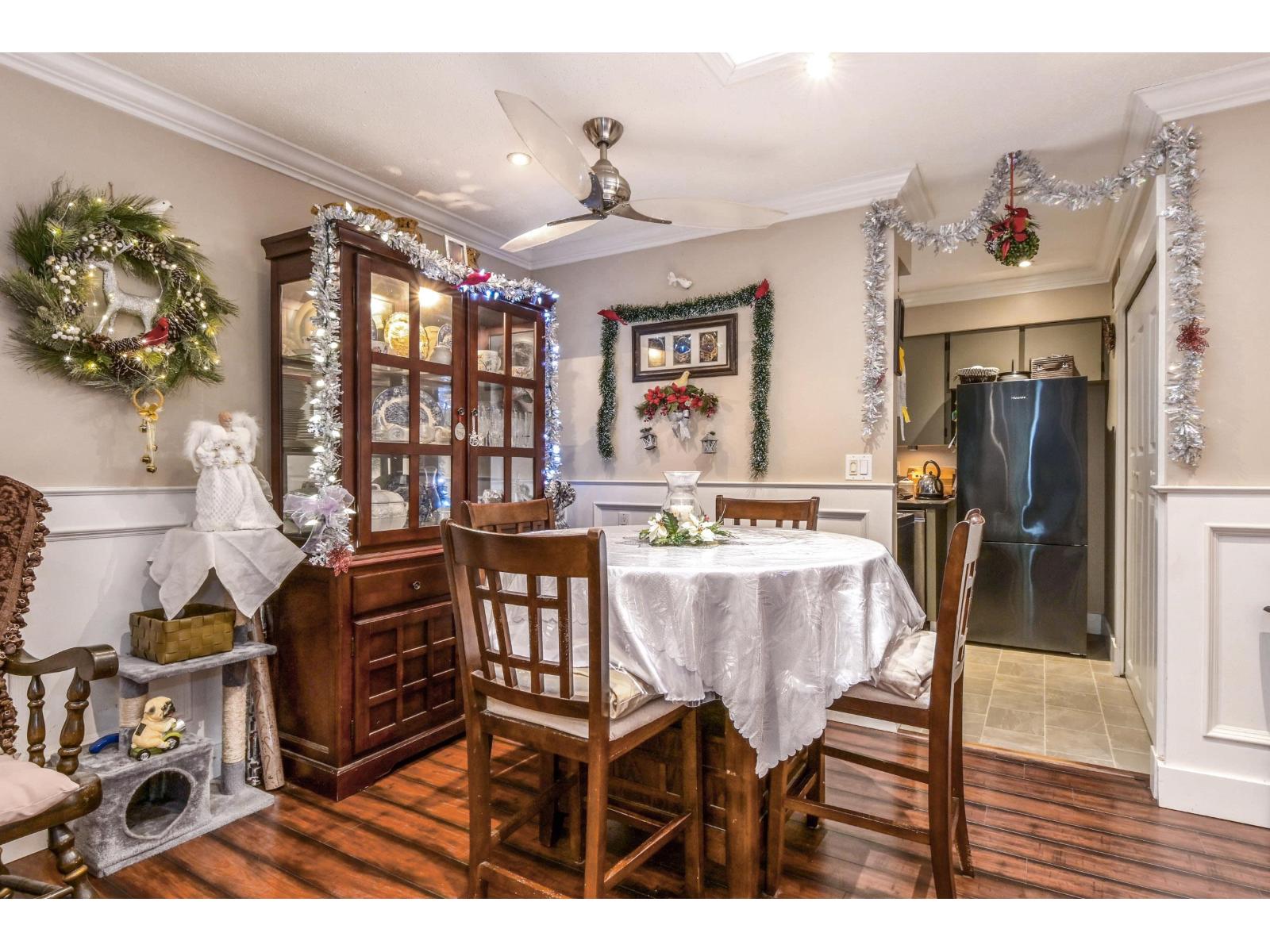 8037 139a Street, Surrey, British Columbia  V3W 6P9 - Photo 4 - R3070058