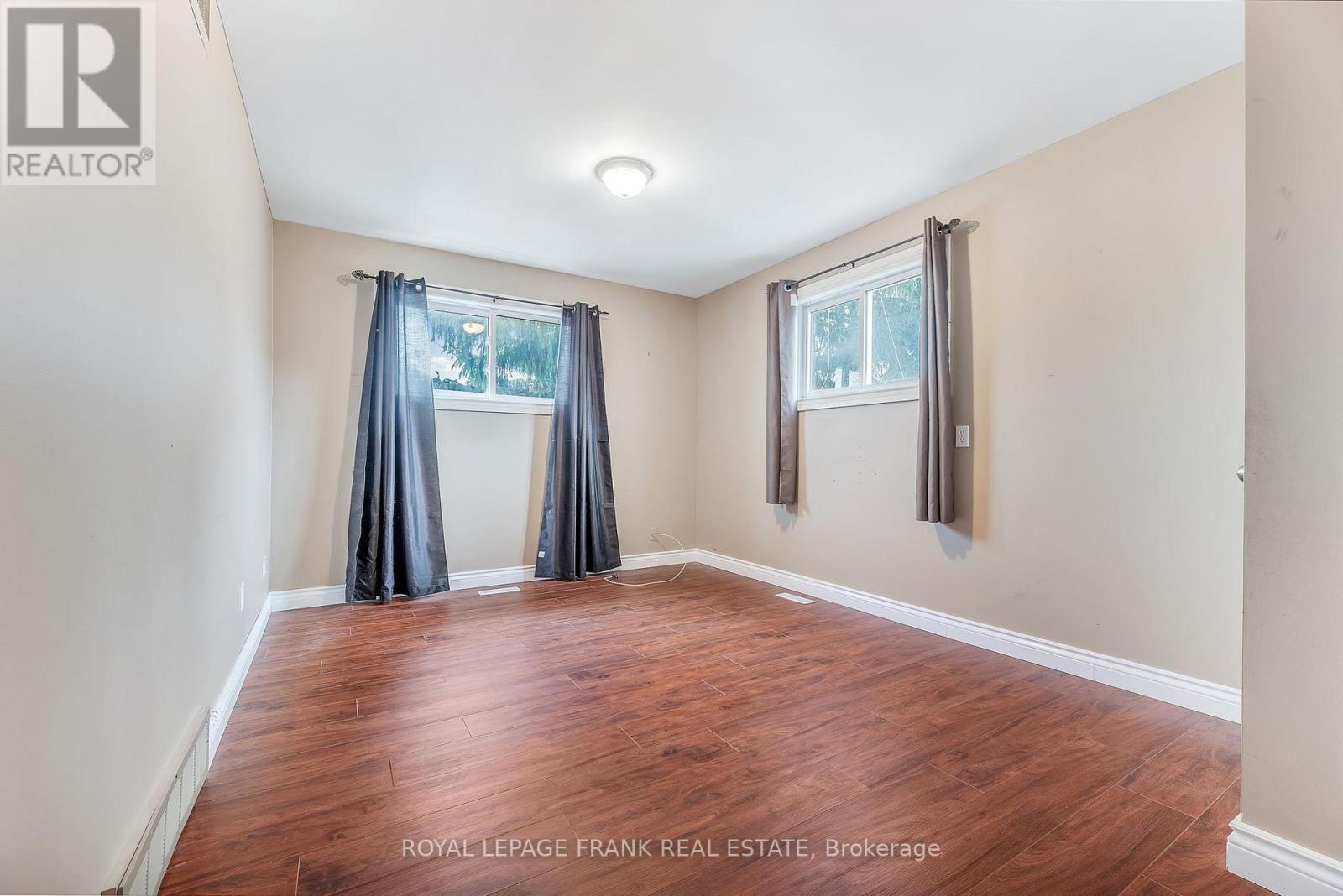 11 Mary Street E, Kawartha Lakes, Ontario  K0L 2W0 - Photo 15 - X12514812