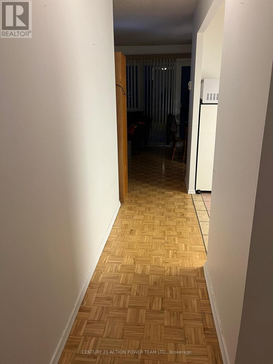 204 - 158b Mcarthur Avenue, Ottawa, Ontario  K1L 8C9 - Photo 13 - X12581702