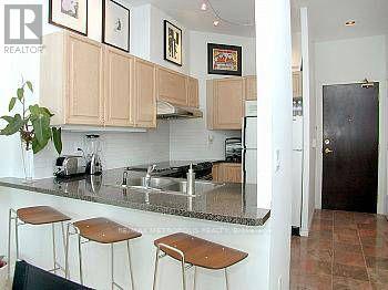 2308 - 7 King Street E, Toronto, Ontario  M5C 3C5 - Photo 3 - C12461768