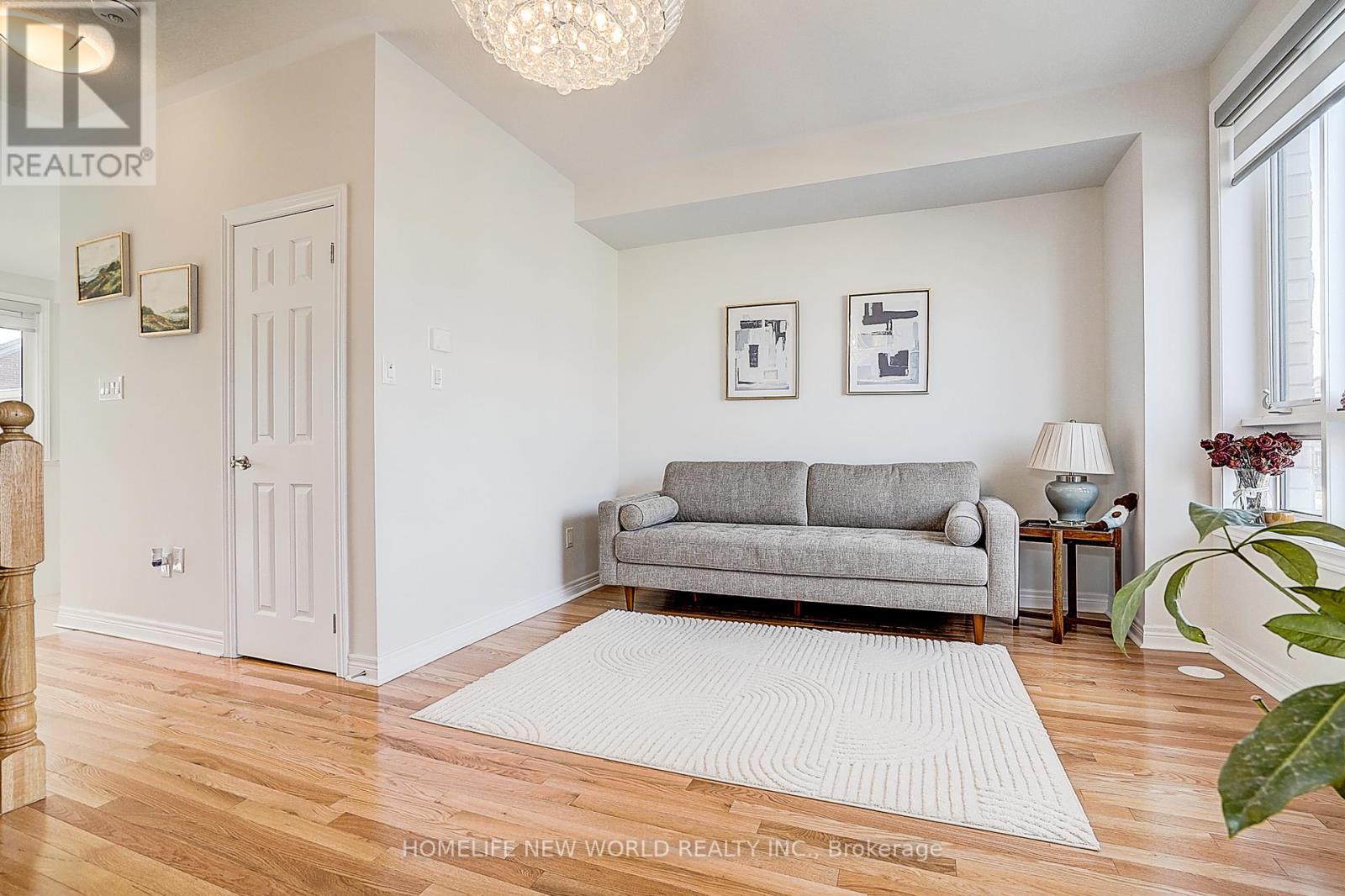 195 Mumbai Drive, Markham, Ontario  L3S 0G5 - Photo 13 - N12582124