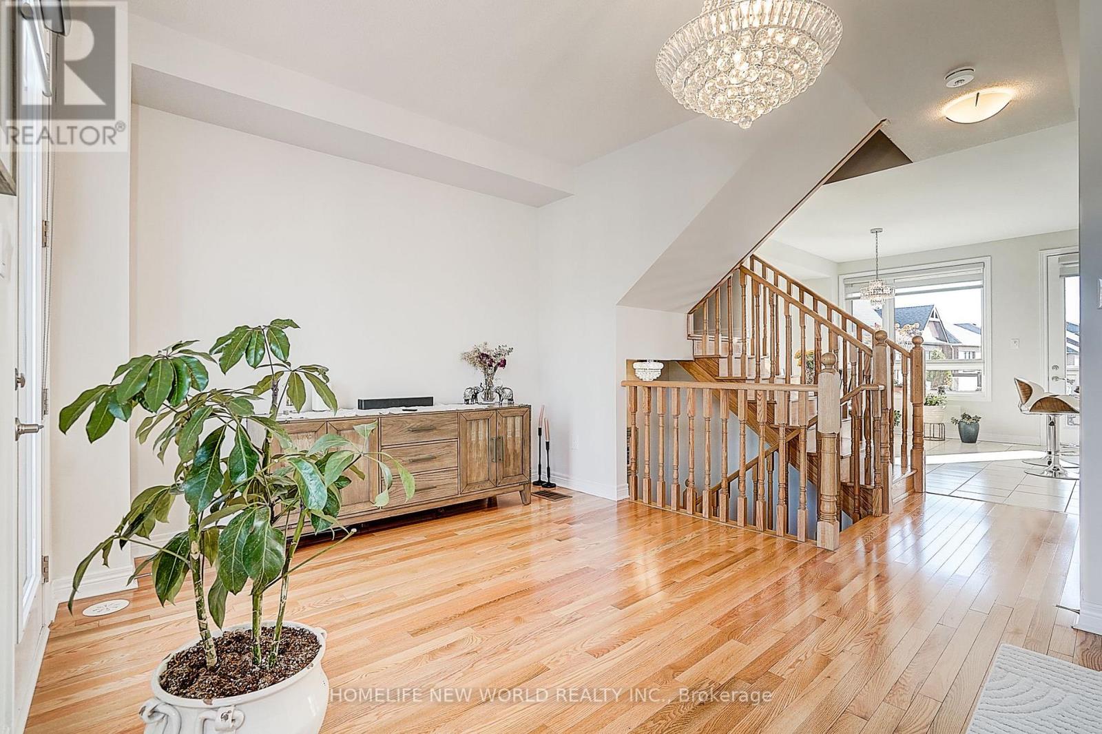 195 Mumbai Drive, Markham, Ontario  L3S 0G5 - Photo 15 - N12582124