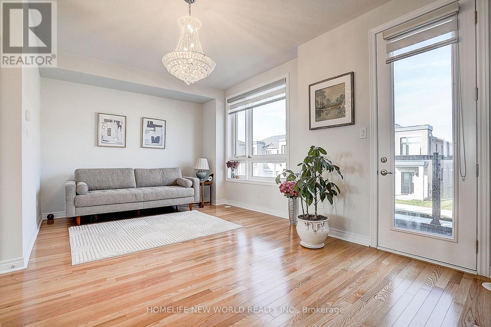 195 Mumbai Drive, Markham, Ontario  L3S 0G5 - Photo 11 - N12582124