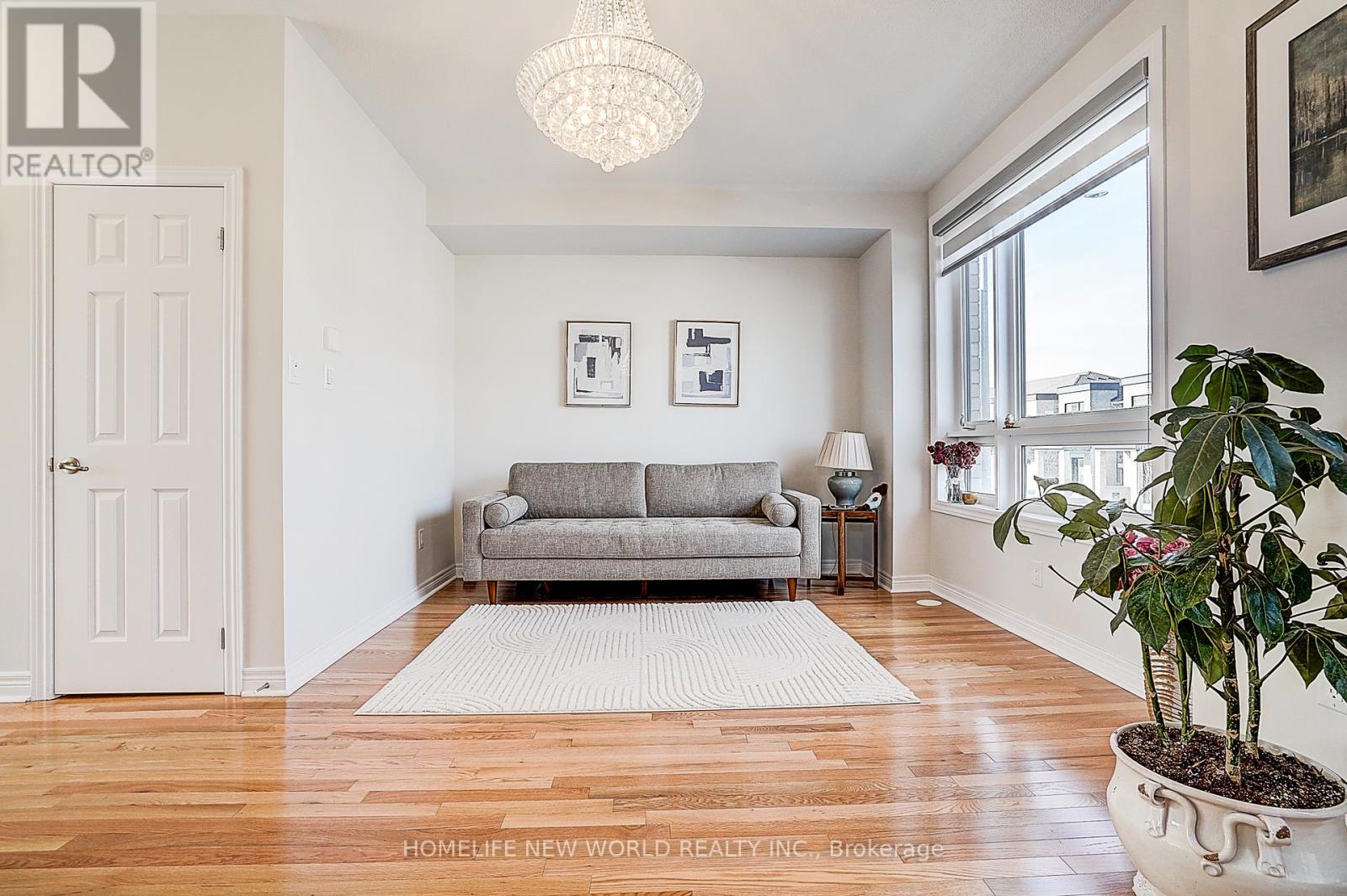 195 Mumbai Drive, Markham, Ontario  L3S 0G5 - Photo 12 - N12582124