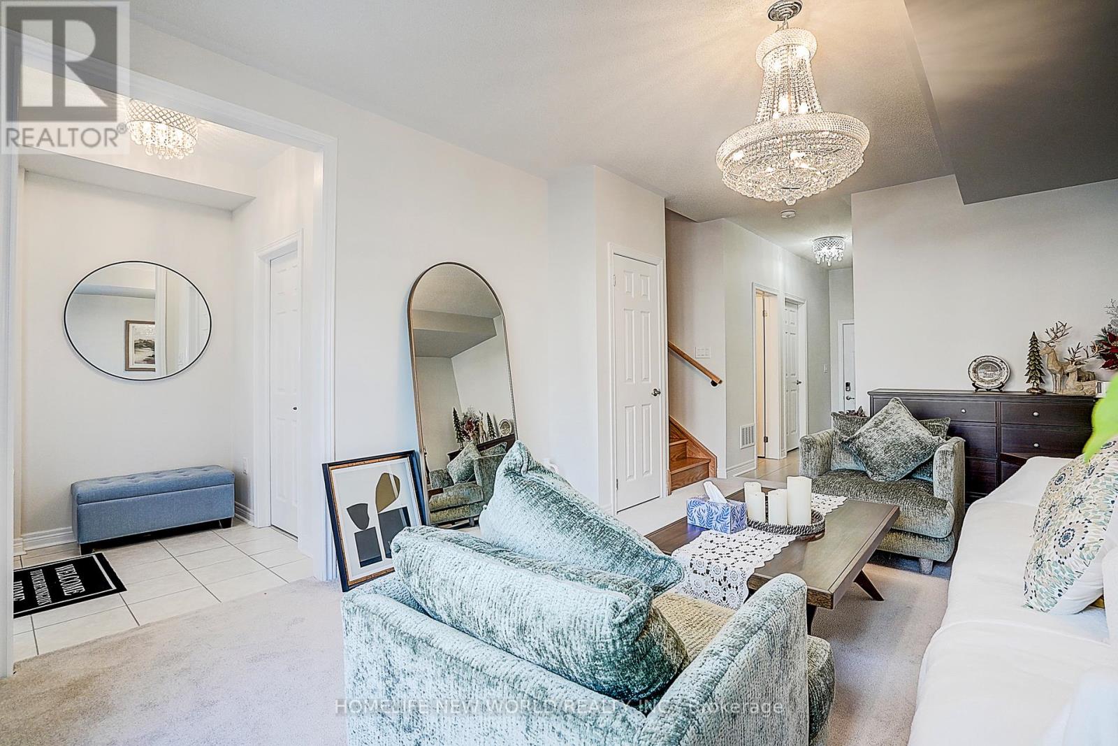 195 Mumbai Drive, Markham, Ontario  L3S 0G5 - Photo 4 - N12582124