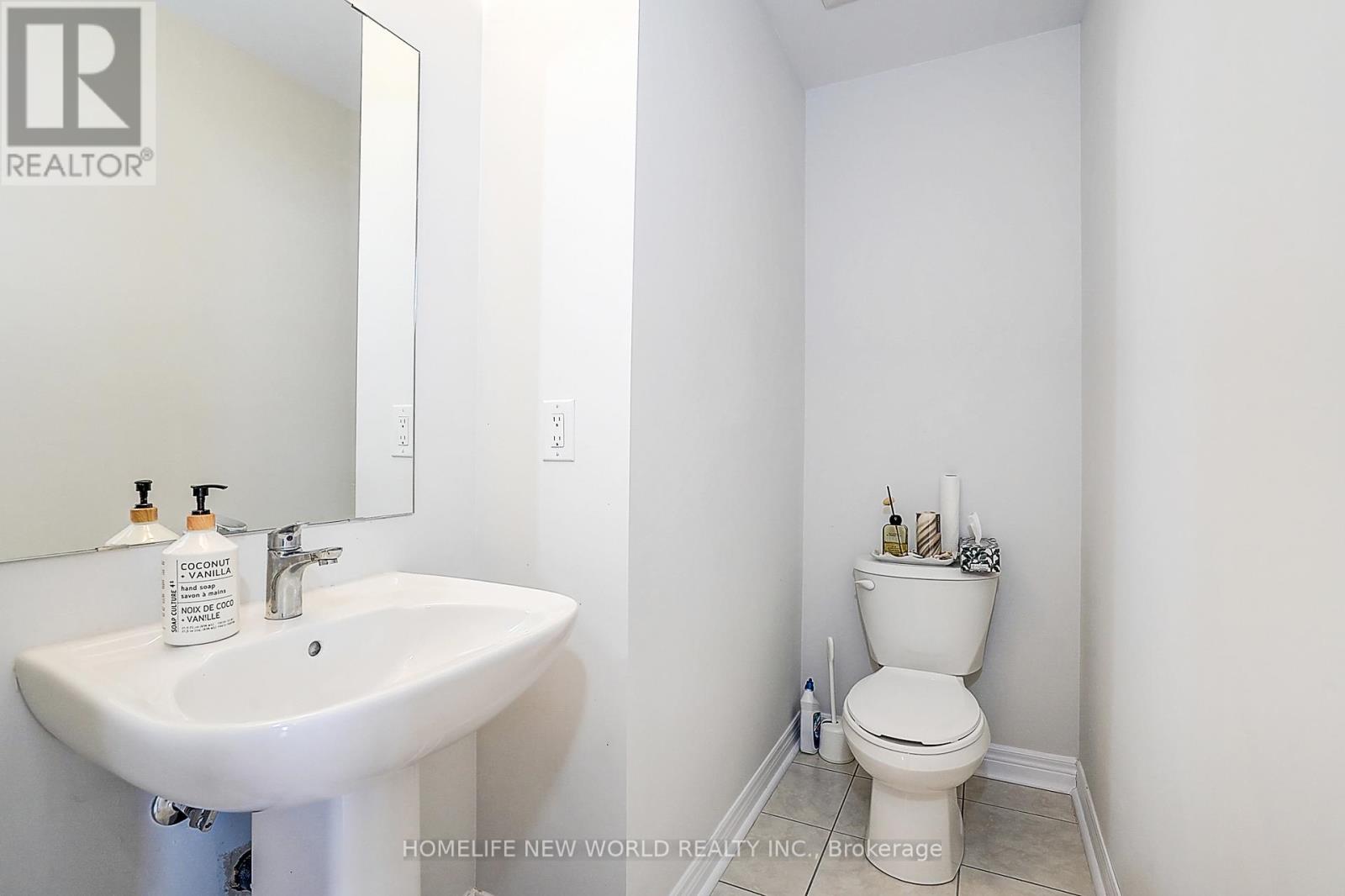 195 Mumbai Drive, Markham, Ontario  L3S 0G5 - Photo 9 - N12582124