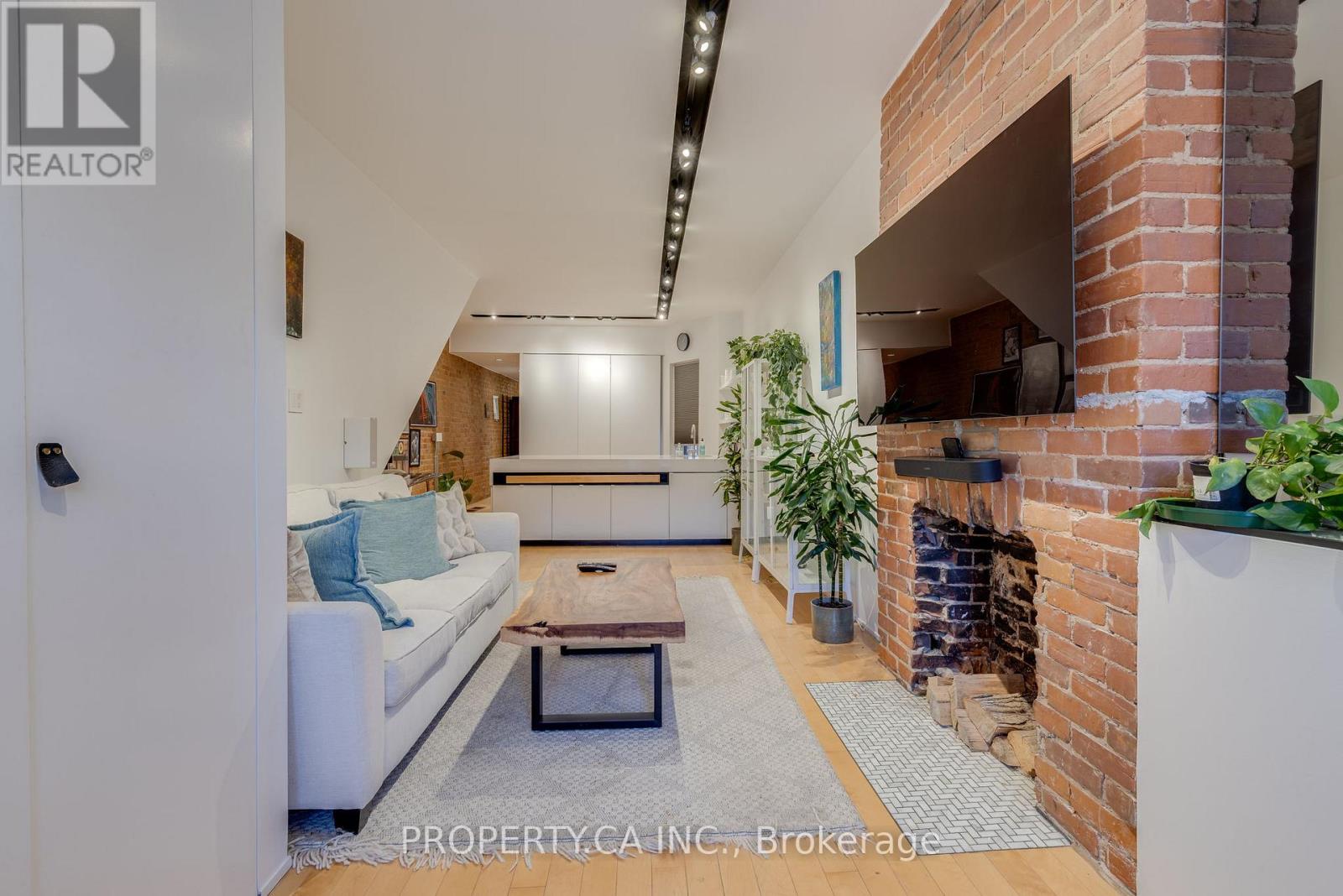 2 - 64 Dovercourt Road, Toronto, Ontario  M6J 3C3 - Photo 15 - C12582218