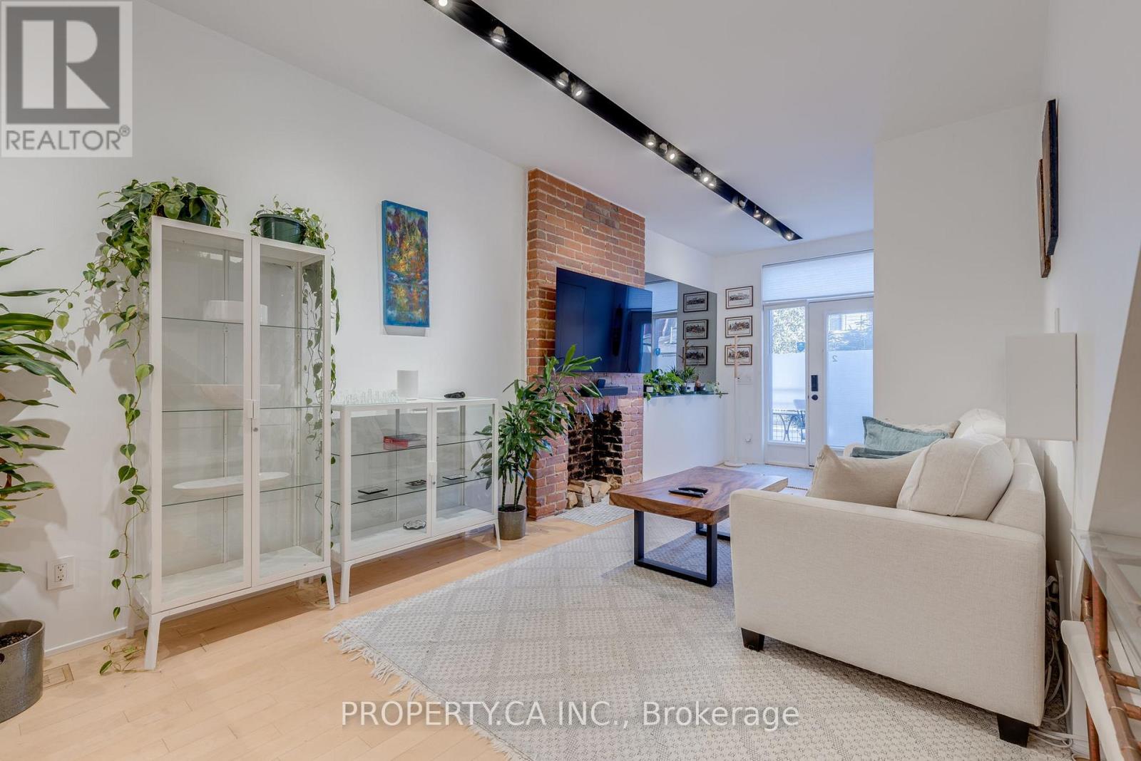 2 - 64 Dovercourt Road, Toronto, Ontario  M6J 3C3 - Photo 9 - C12582218