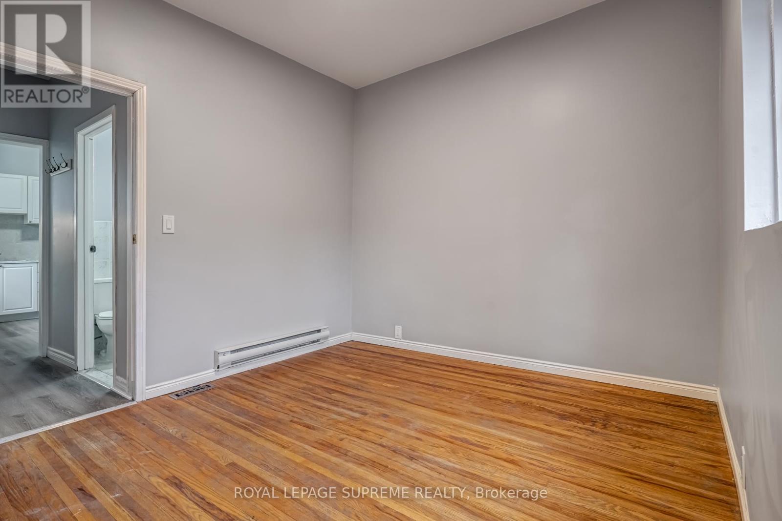 Main - 334 Crawford Street, Toronto, Ontario  M6J 2V9 - Photo 15 - C12582268