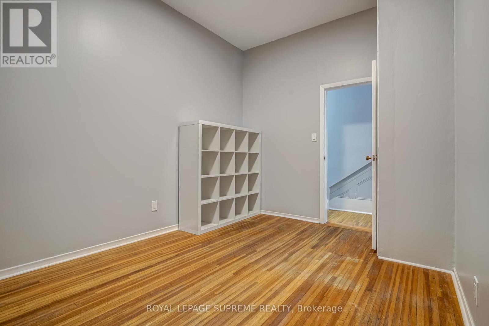 Main - 334 Crawford Street, Toronto, Ontario  M6J 2V9 - Photo 9 - C12582268