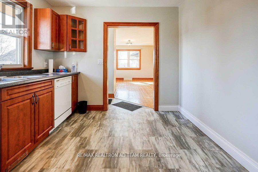 Main - 114 Arlington Avenue, Oshawa, Ontario  L1G 2N6 - Photo 12 - E12582238