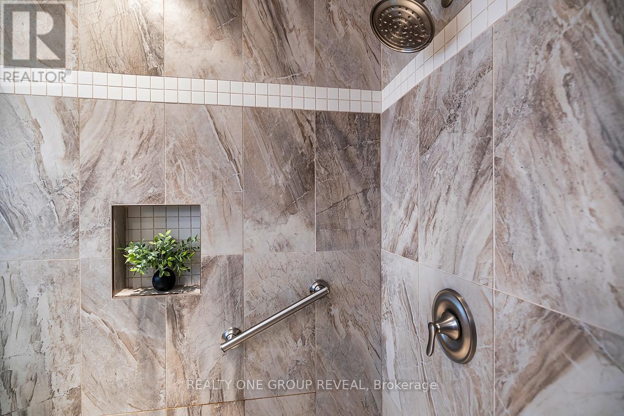 79 Highcastle Road, Toronto, Ontario  M1E 4N3 - Photo 12 - E12582242