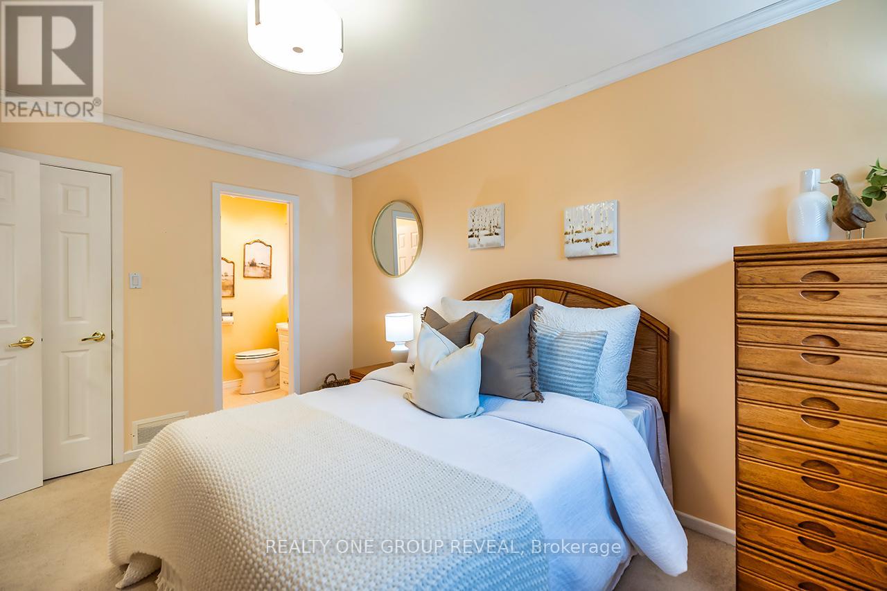 79 Highcastle Road, Toronto, Ontario  M1E 4N3 - Photo 14 - E12582242