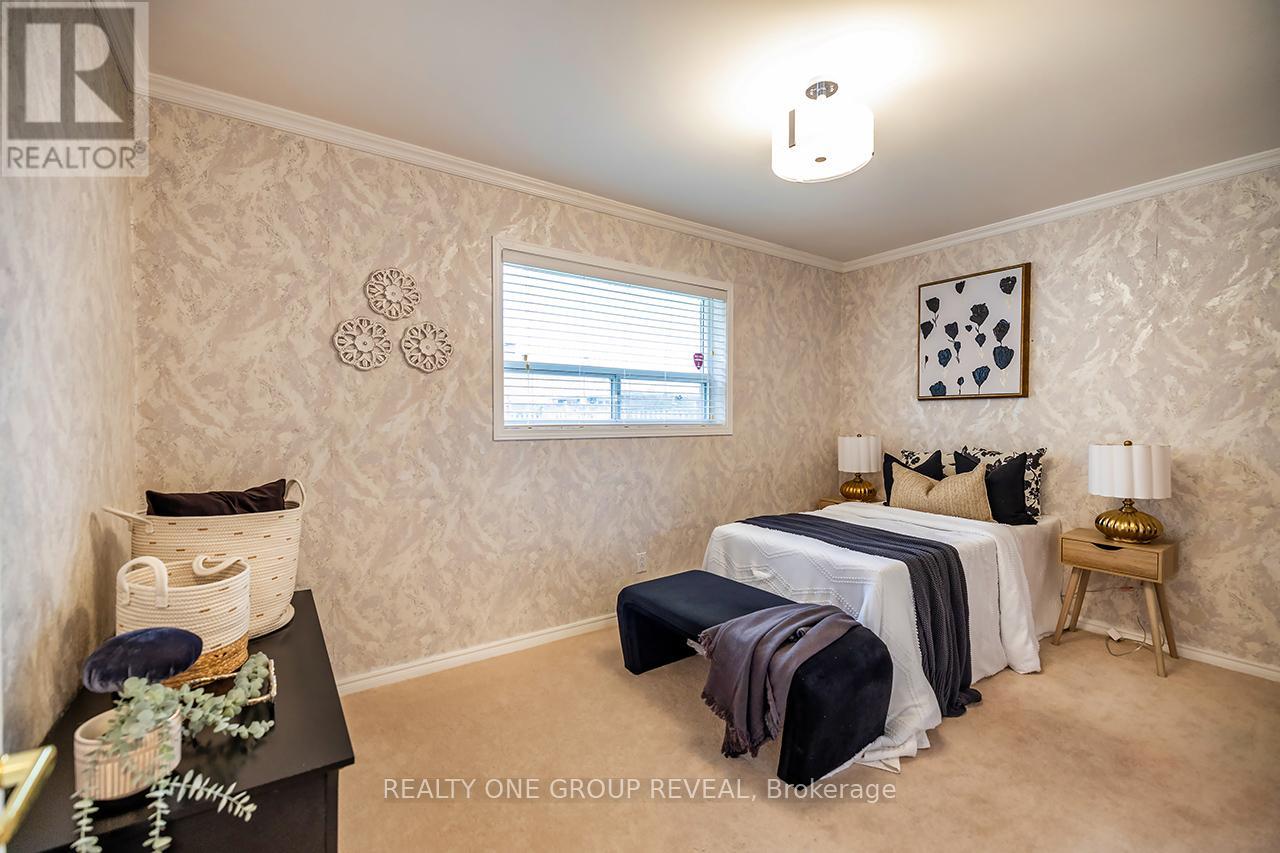 79 Highcastle Road, Toronto, Ontario  M1E 4N3 - Photo 17 - E12582242