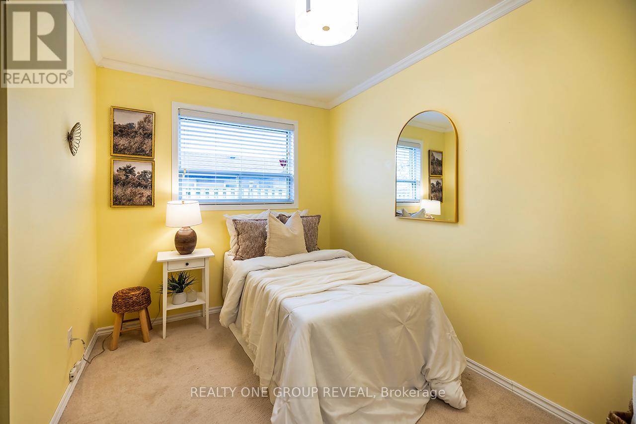 79 Highcastle Road, Toronto, Ontario  M1E 4N3 - Photo 18 - E12582242