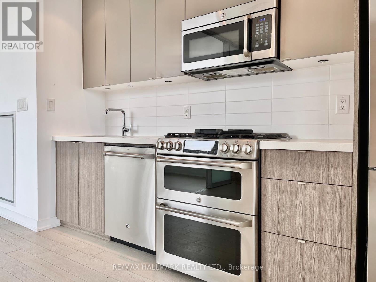 512 - 88 Colgate Avenue, Toronto, Ontario  M4M 0A6 - Photo 6 - E12582288