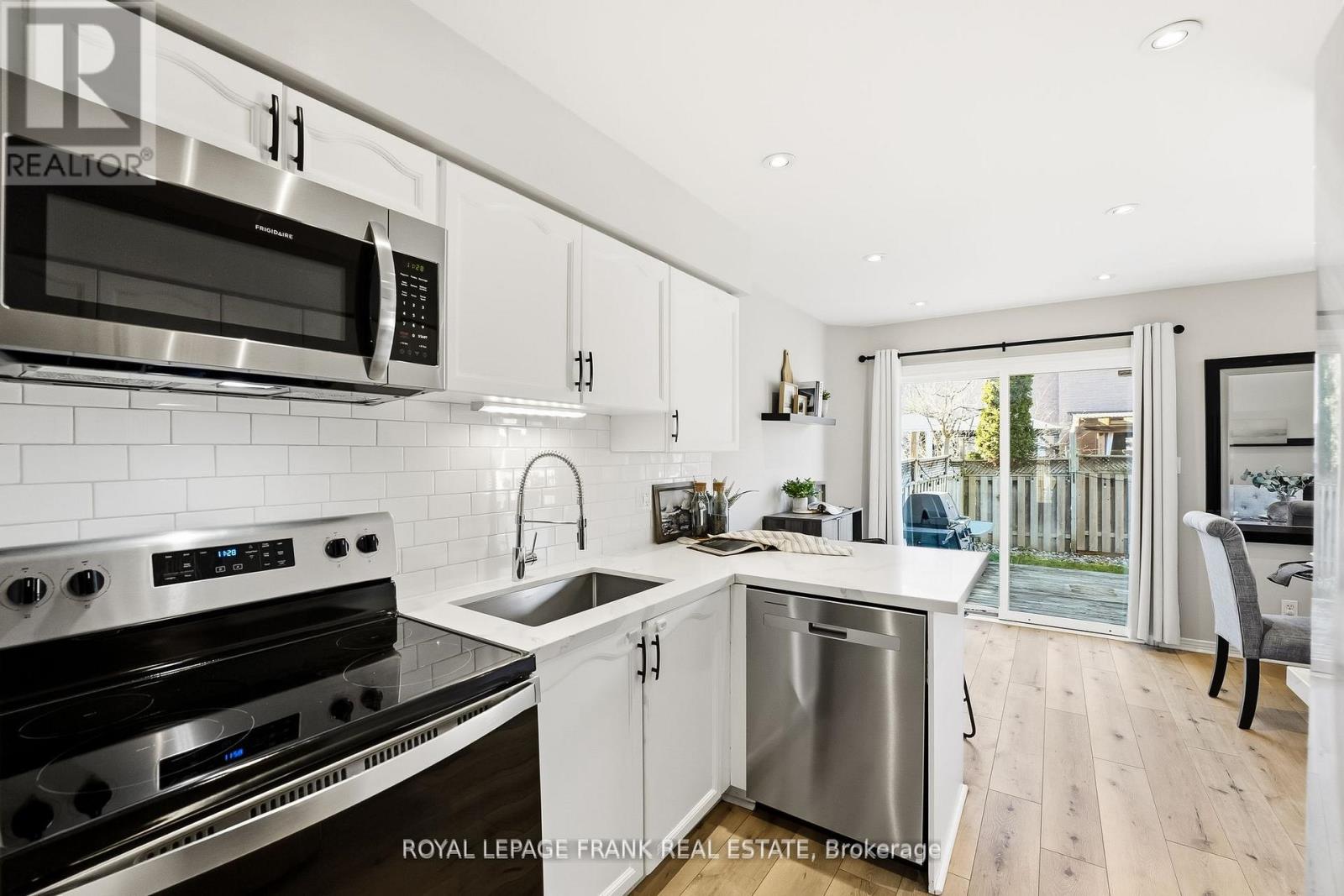 6 Short Crescent, Clarington, Ontario  L1E 2Z5 - Photo 11 - E12582482